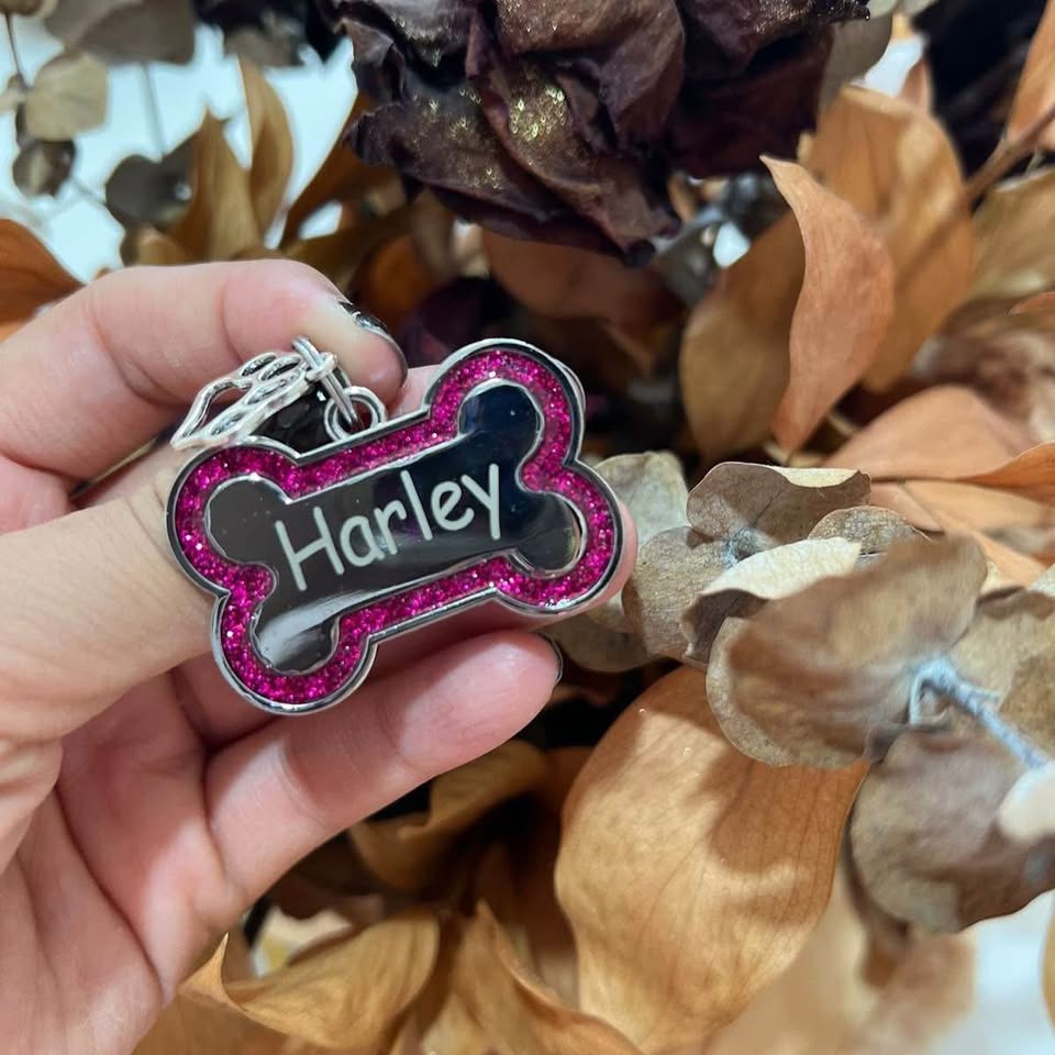 Plaquita Personalizada con Brillo Hueso