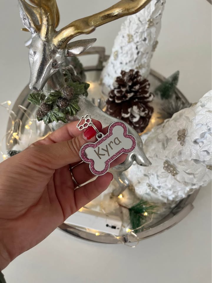 Plaquita Personalizada con Brillo Hueso